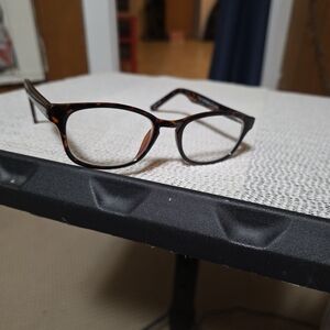 SOLD!!! Tortoise Shell Women's Glasses (Rx Can Be Swapped)